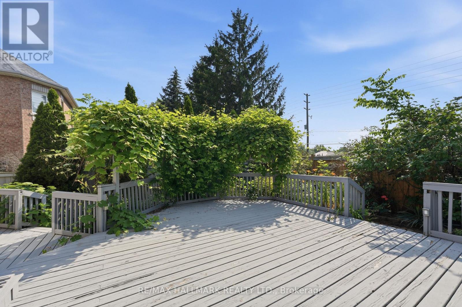 2013 ROSEMOUNT CRESCENT - Image 42