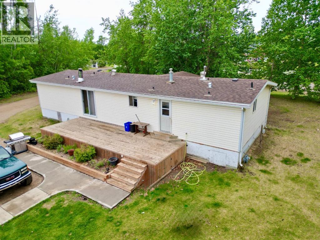 9701 95 Street - 5