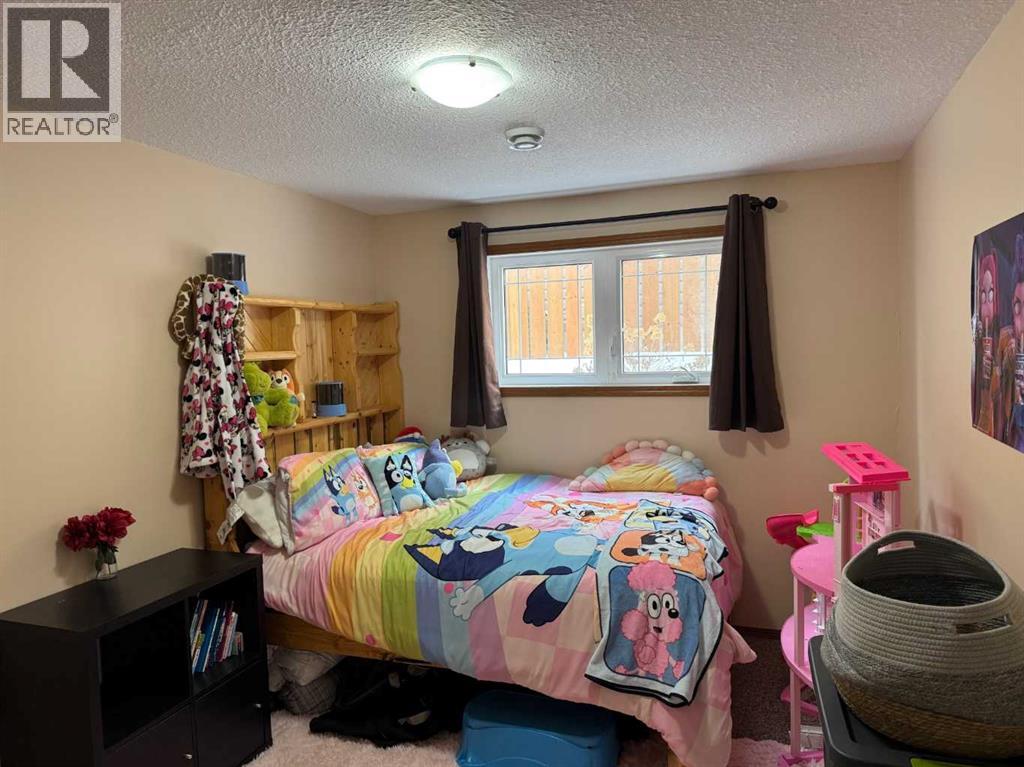2608B 11 Avenue - 14