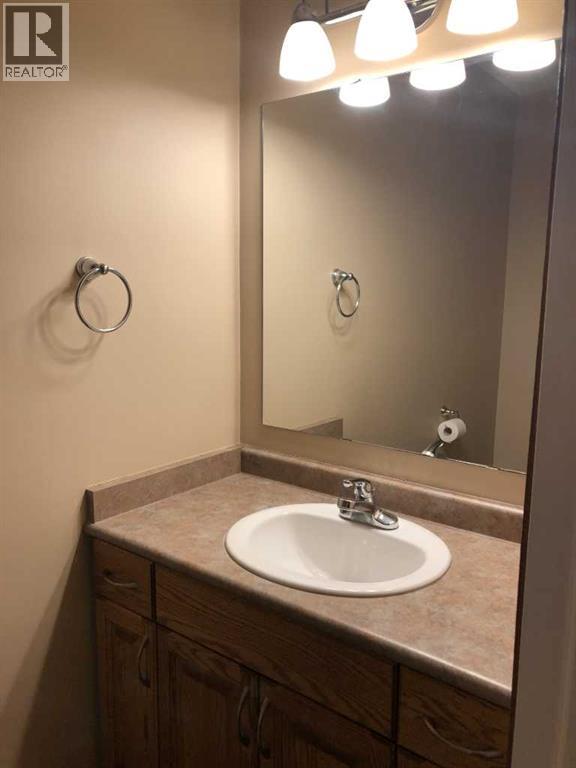 2608B 11 Avenue - 22