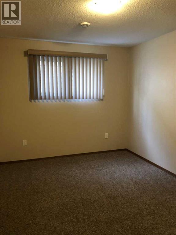 2608B 11 Avenue - 20