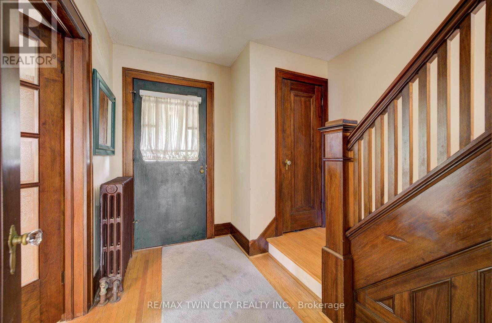 227 LYDIA STREET - 3