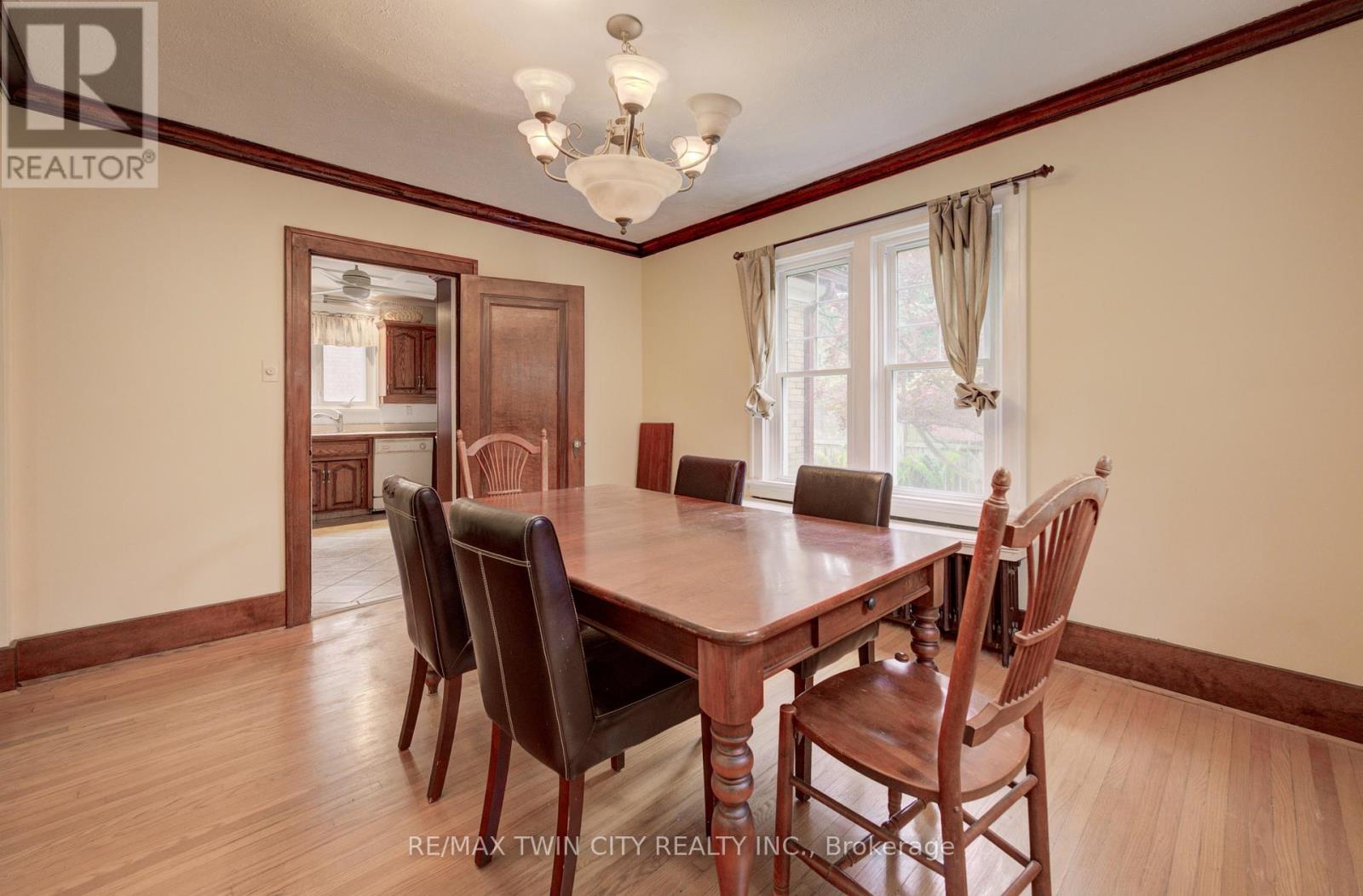 227 LYDIA STREET - 9