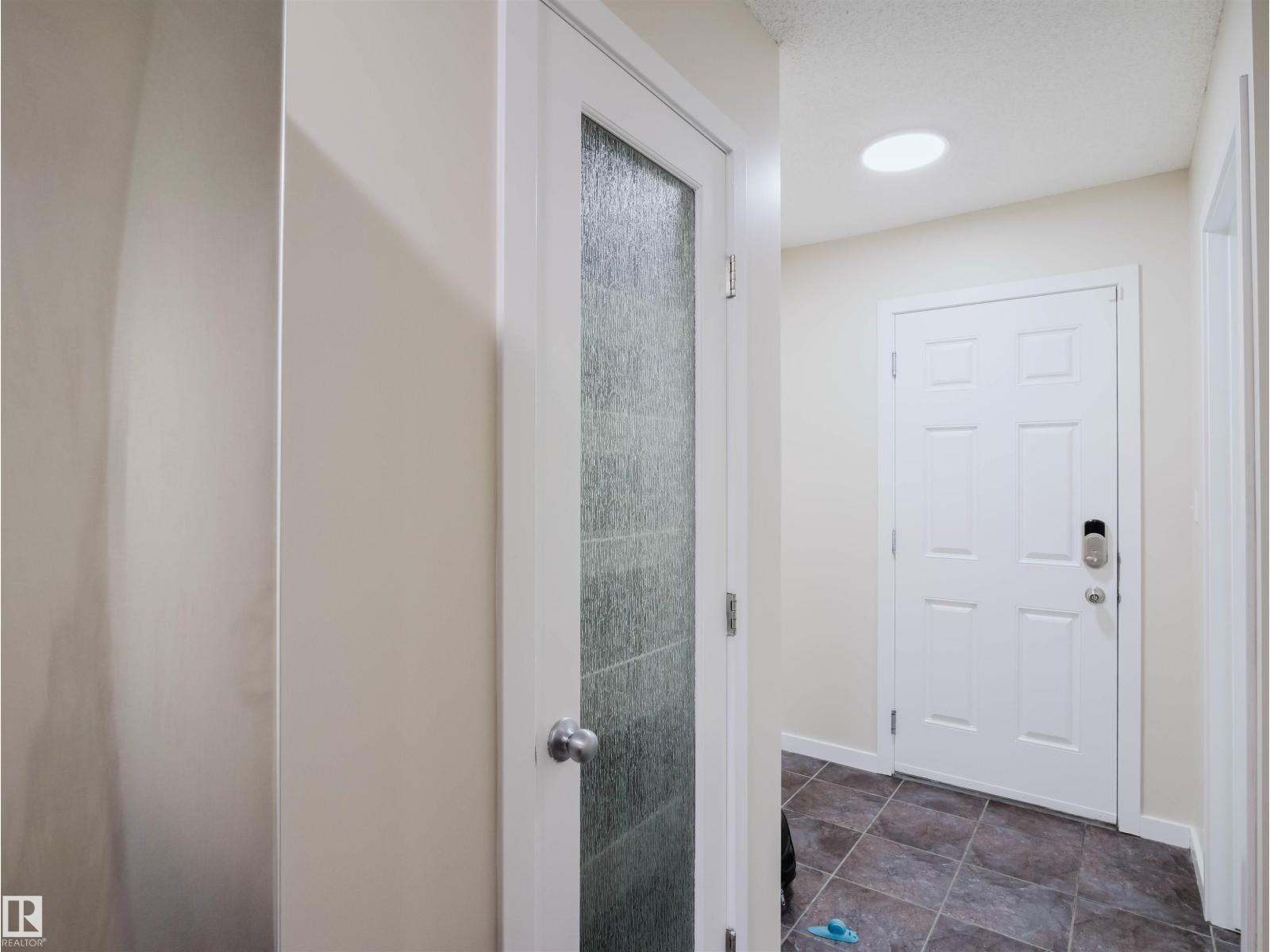 5407 14 AV SW - 13