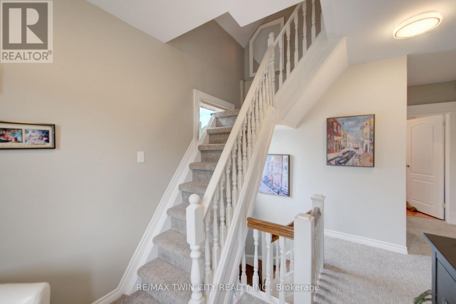 4-bedroom home for sale at 106 SYDENHAM STREET, Brantford ON · photo 30 of 39