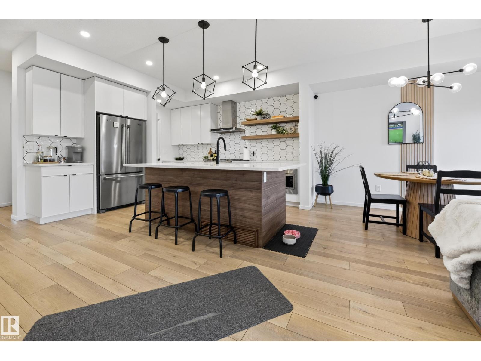 8038 174A AV NW — photo 15