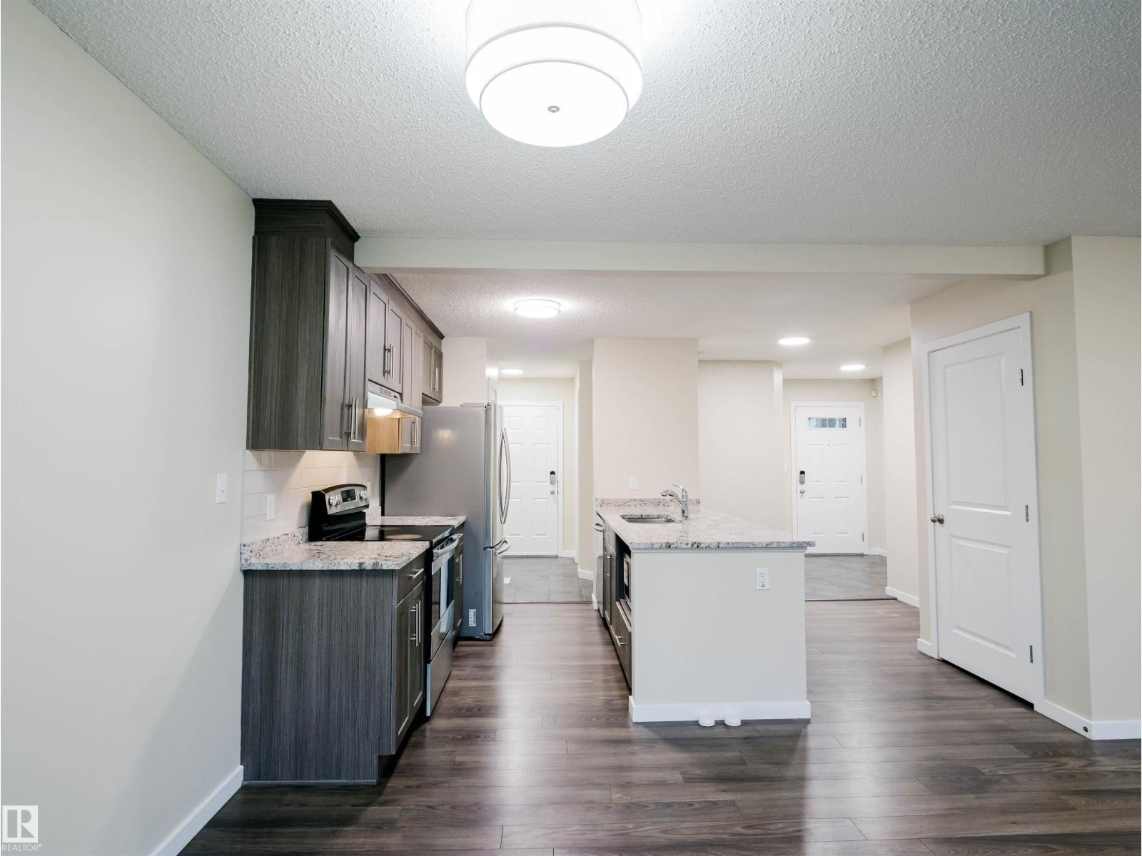5407 14 AV SW - 9