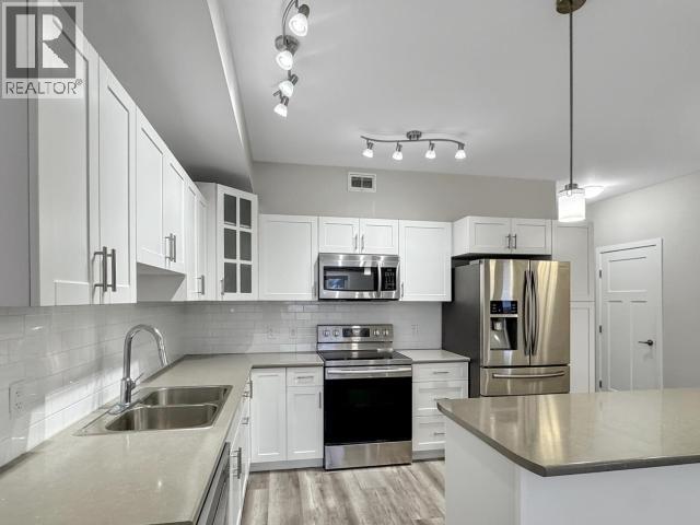 26-35 SYBIL CIRCLE - 9