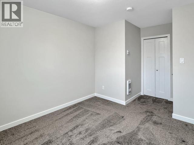 26-35 SYBIL CIRCLE - 34