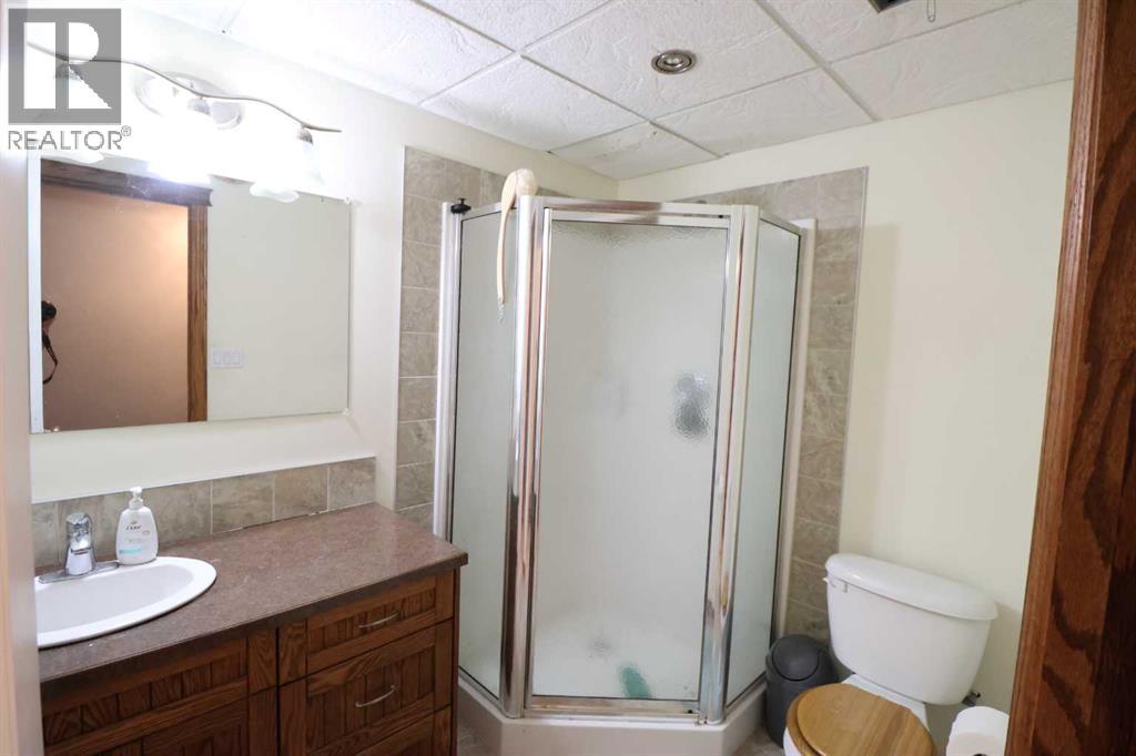 805 2nd St - 17
