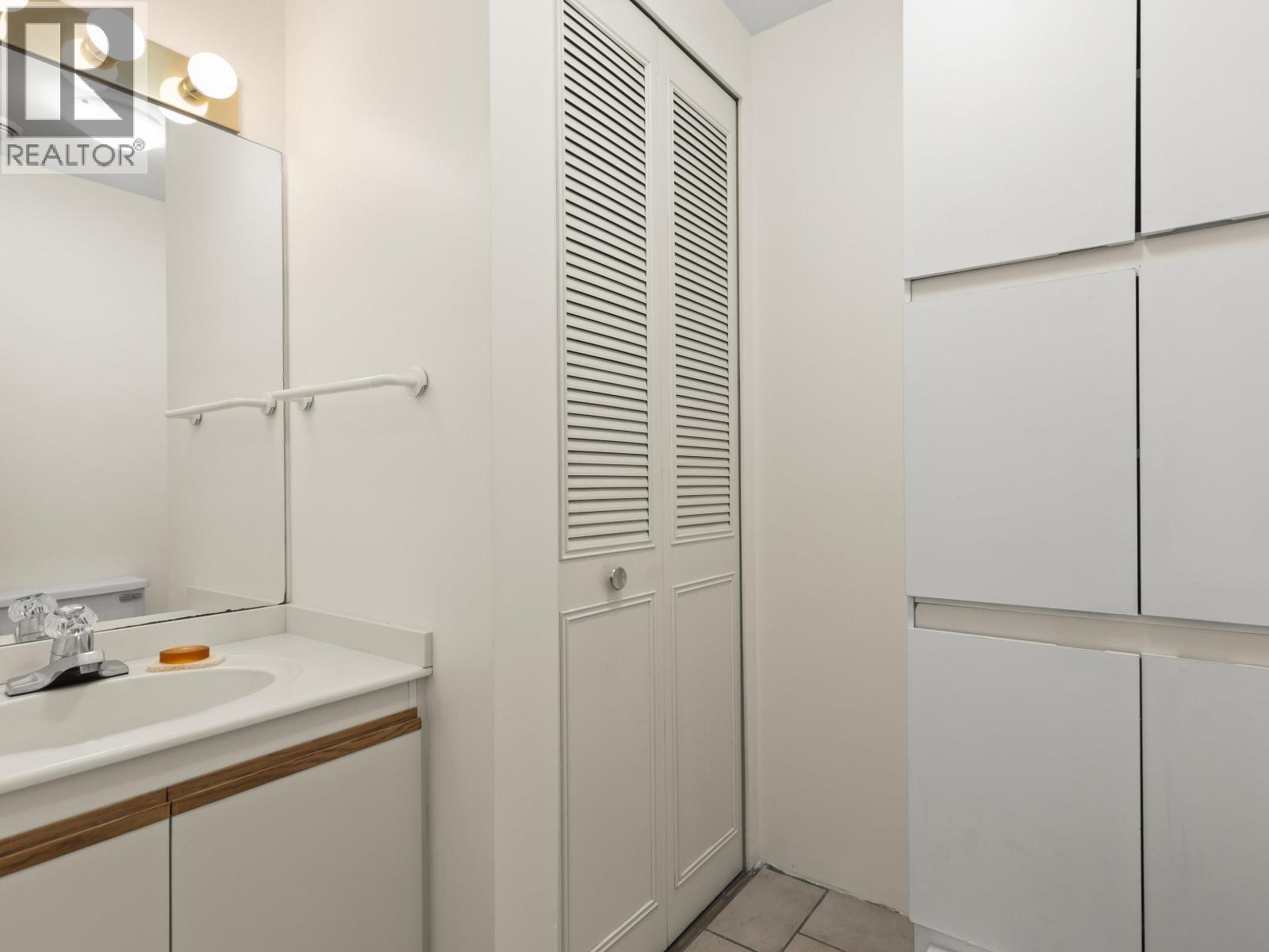 3622 W 8TH AVENUE, Vancouver