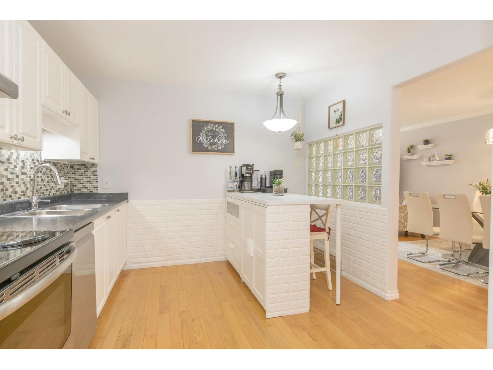 41 16016 82 AVENUE, Surrey