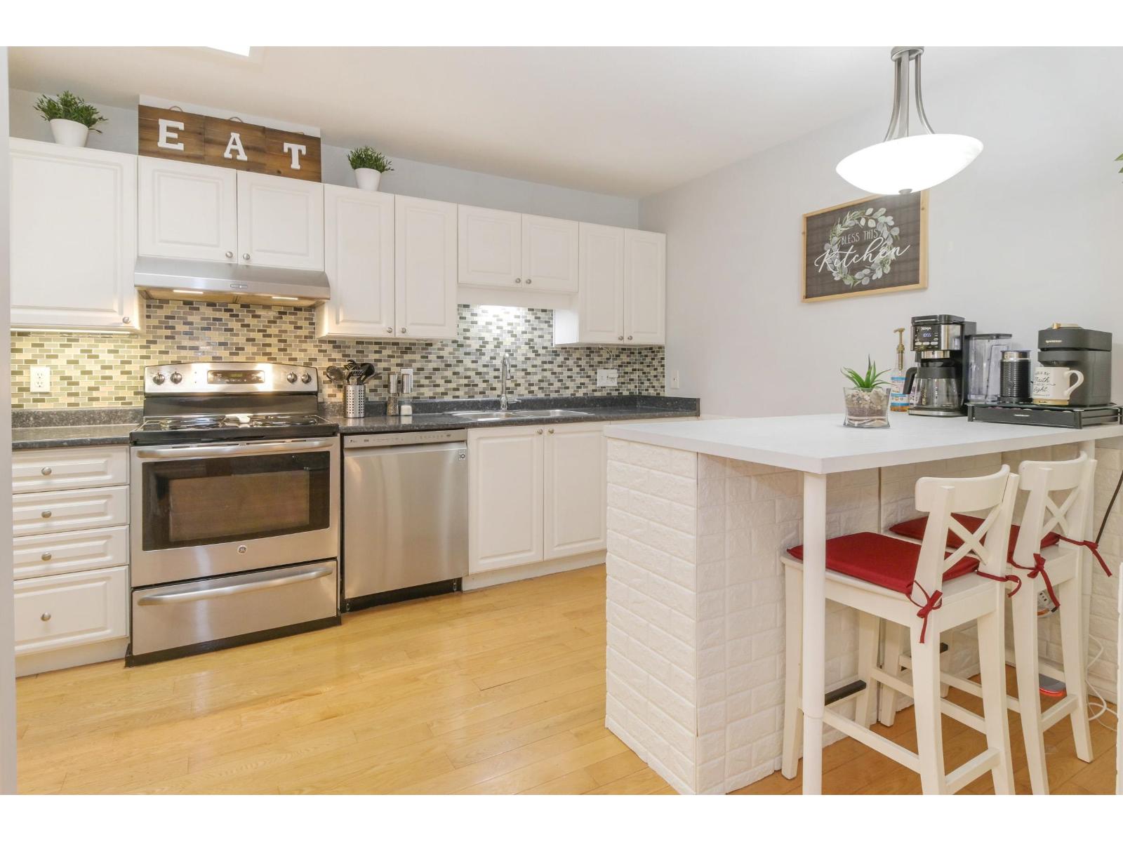 41 16016 82 AVENUE, Surrey