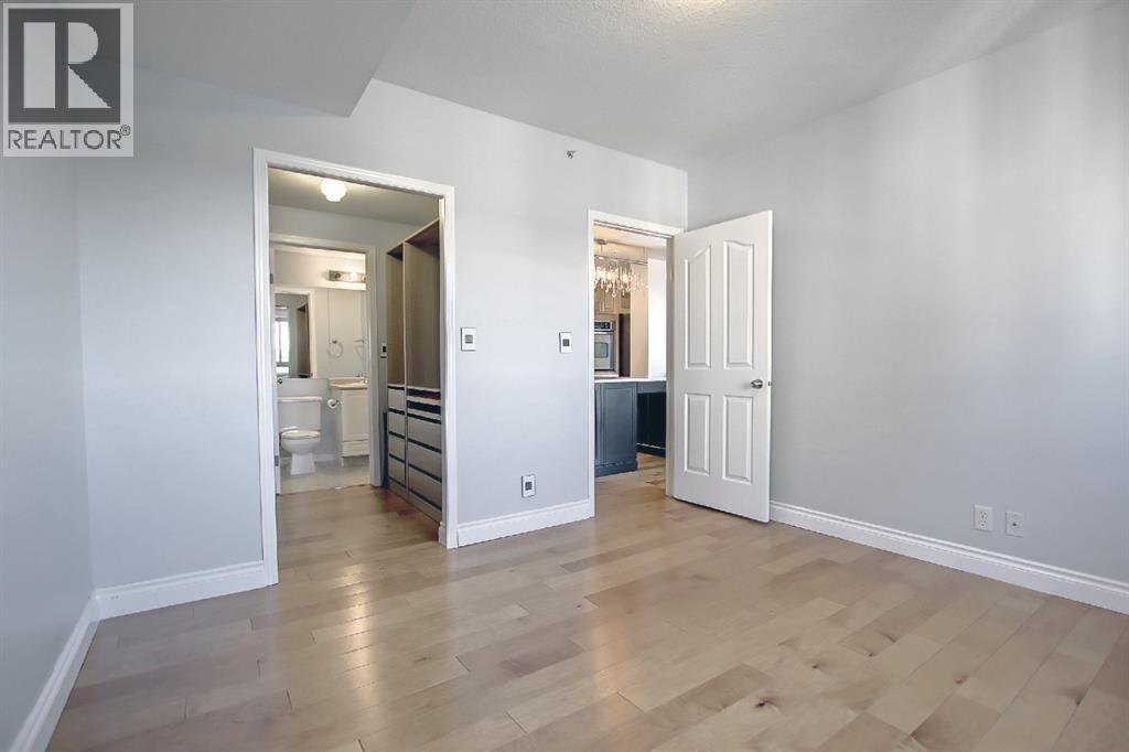 #1705 683 10 Street SW - 20