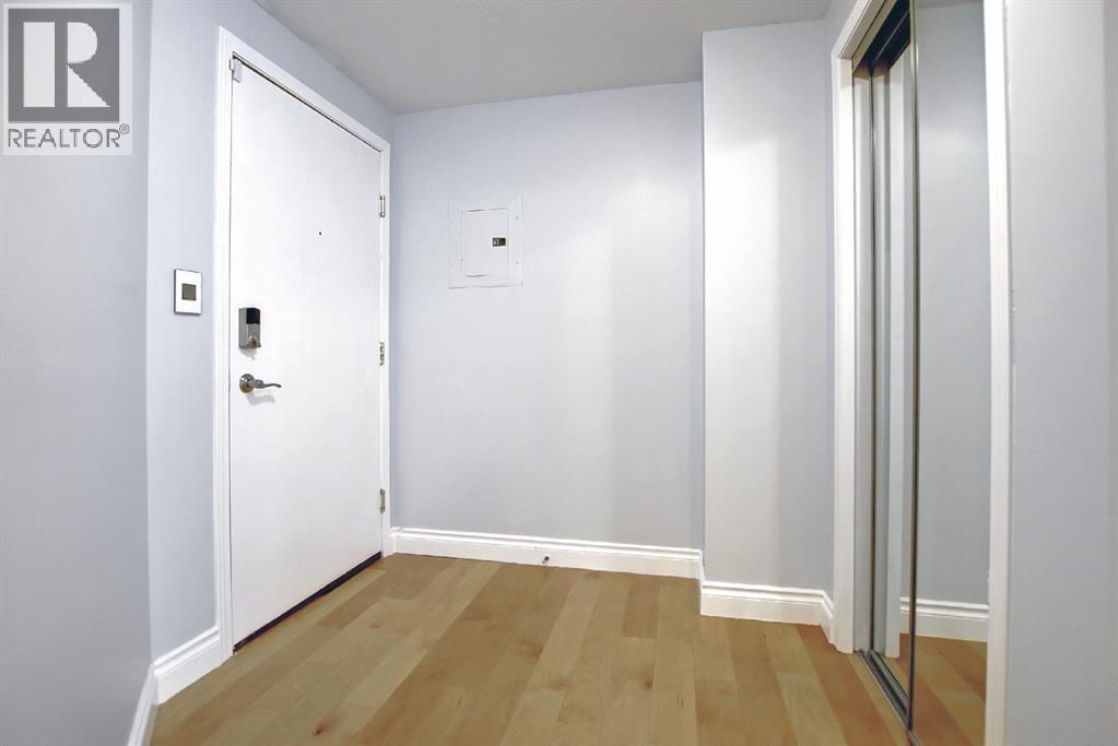 #1705 683 10 Street SW - 3