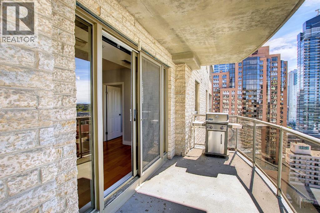 #1705 683 10 Street SW - 33