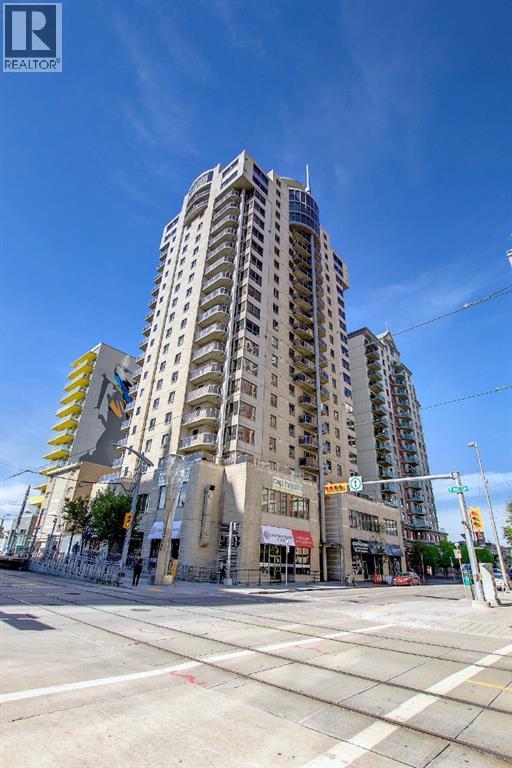 #1705 683 10 Street SW - 35