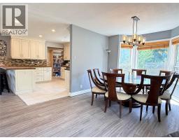 3356 East Lake Drive, Christina Lake, BC V0H1E1 Photo 14