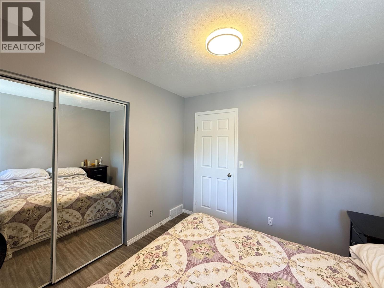3356 EAST LAKE Drive - 25