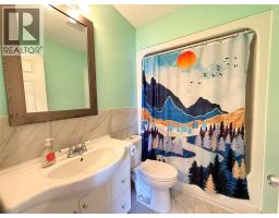 3356 East Lake Drive, Christina Lake, BC V0H1E1 Photo 26