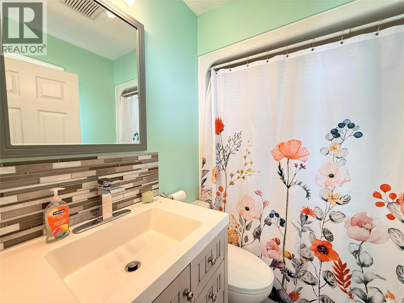 3356 EAST LAKE Drive - 32