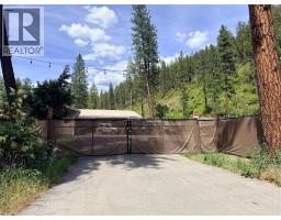 3356 East Lake Drive, Christina Lake, BC V0H1E1 Photo 42