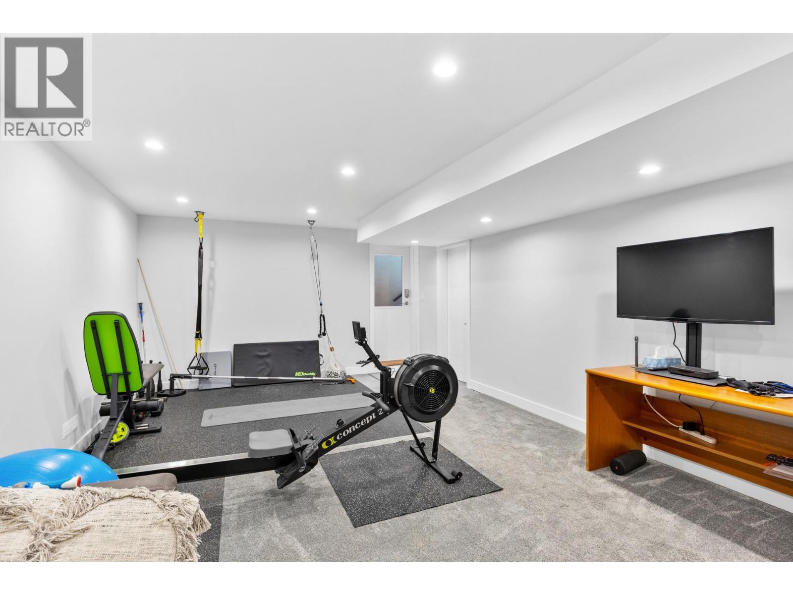 954 Fairway Crescent - 34