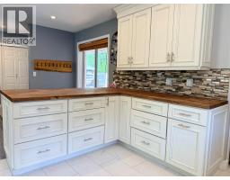 3356 East Lake Drive, Christina Lake, BC V0H1E1 Photo 19