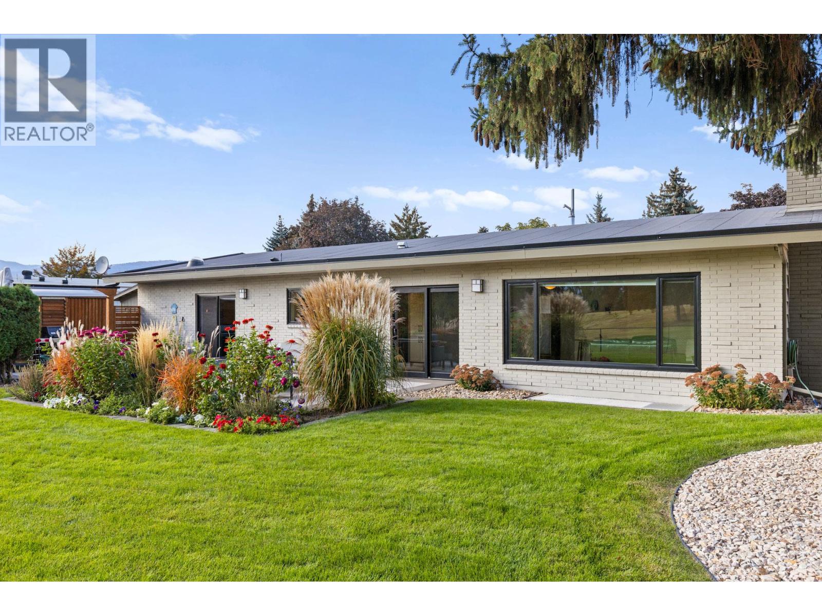 954 Fairway Crescent - 57