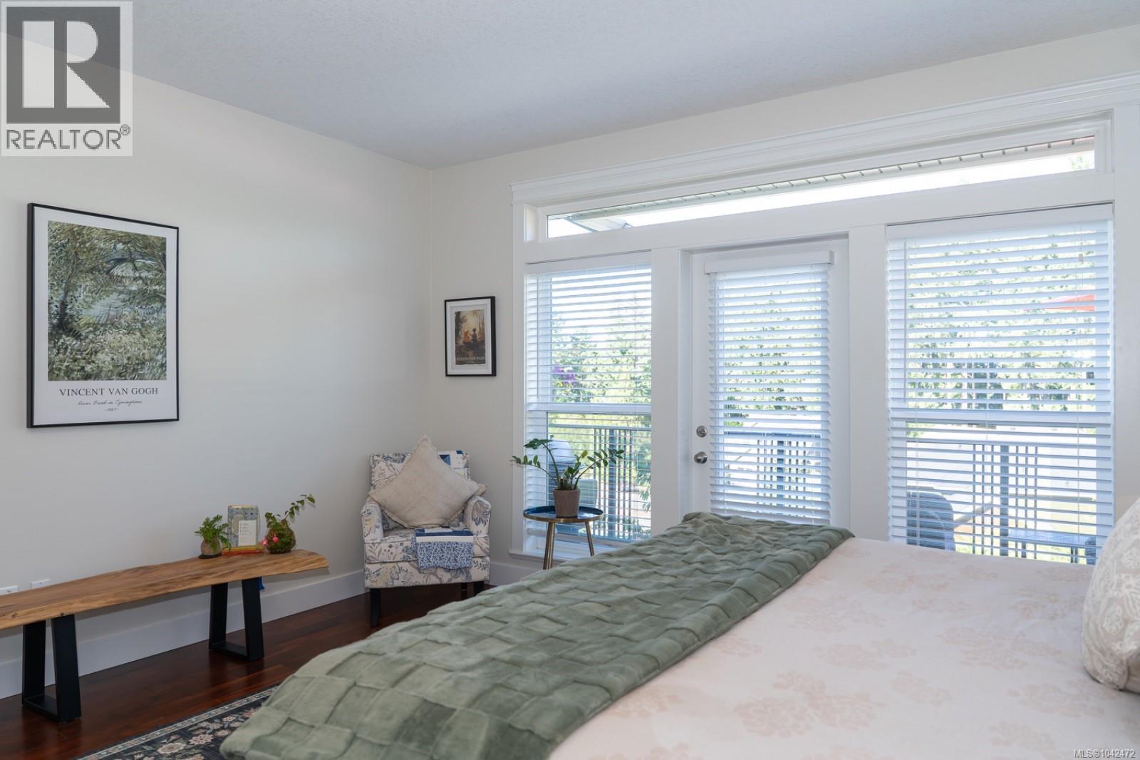 908 Hanington Rd, Ladysmith