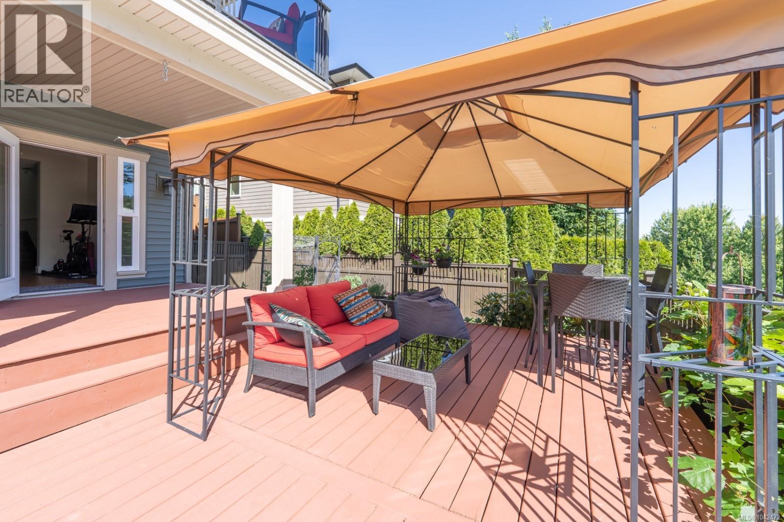 908 Hanington Rd, Ladysmith