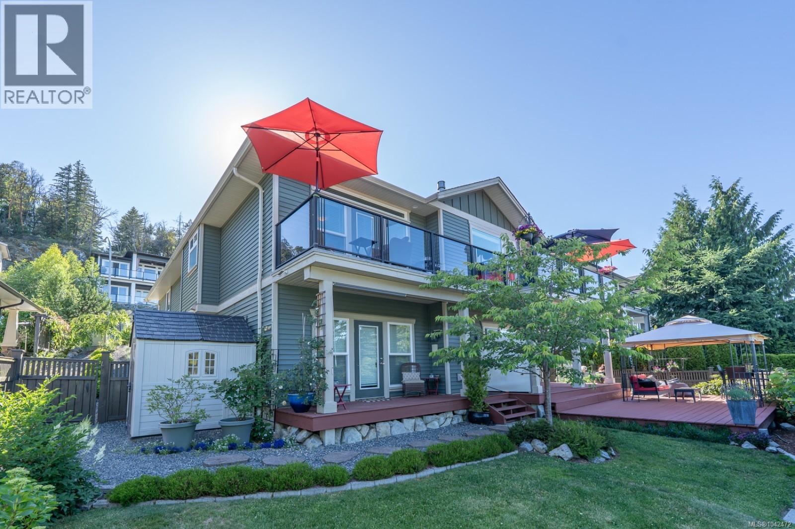 908 Hanington Rd, Ladysmith