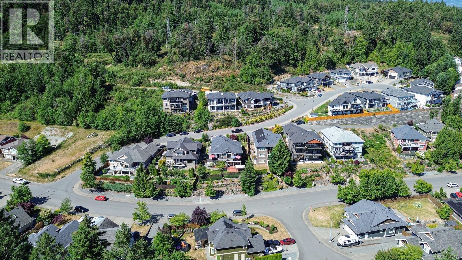 908 Hanington Rd, Ladysmith