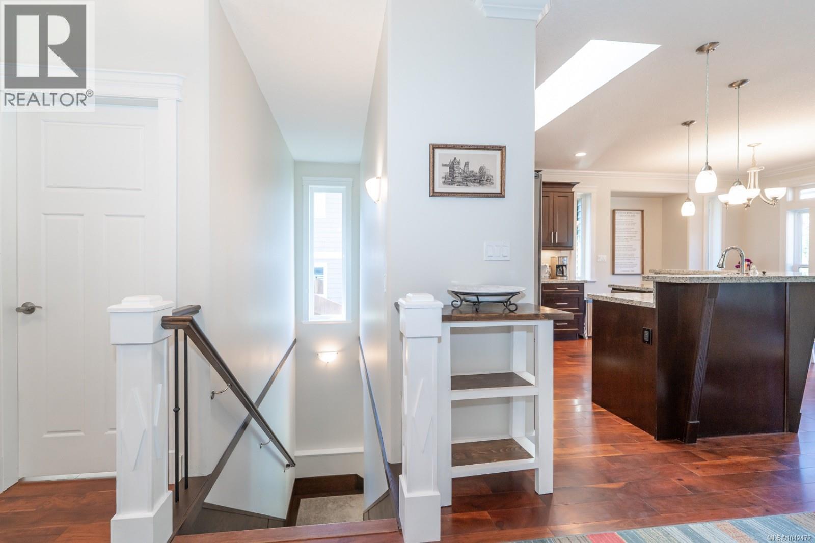 908 Hanington Rd, Ladysmith