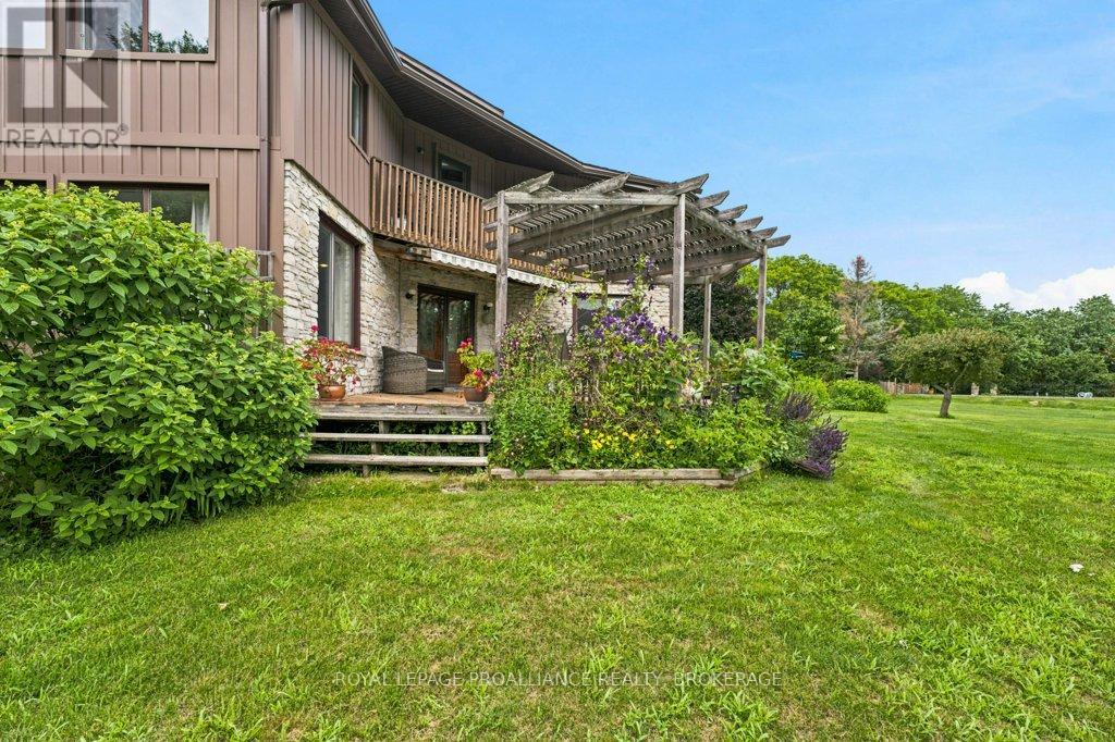 2576 HOWE ISLAND DRIVE - 37