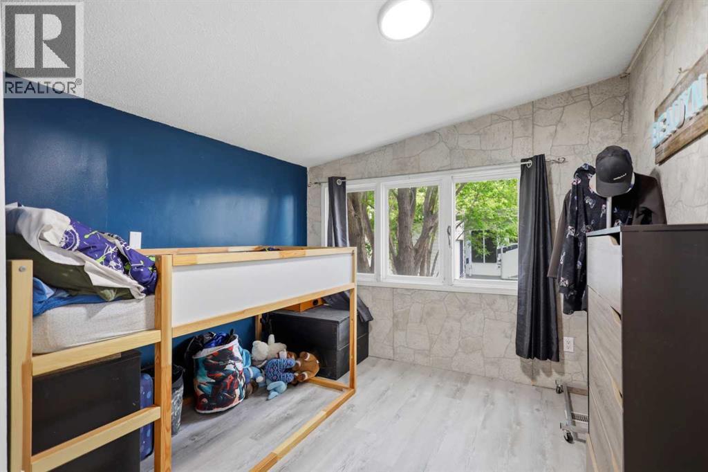 2525 Township Road 382 - 21