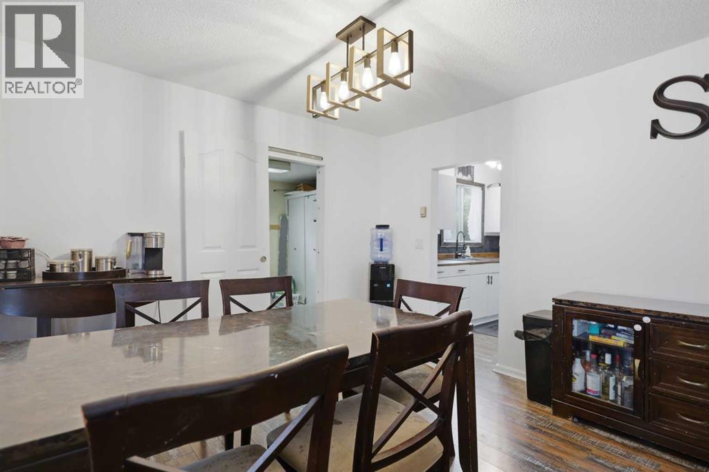 2525 Township Road 382 - 11