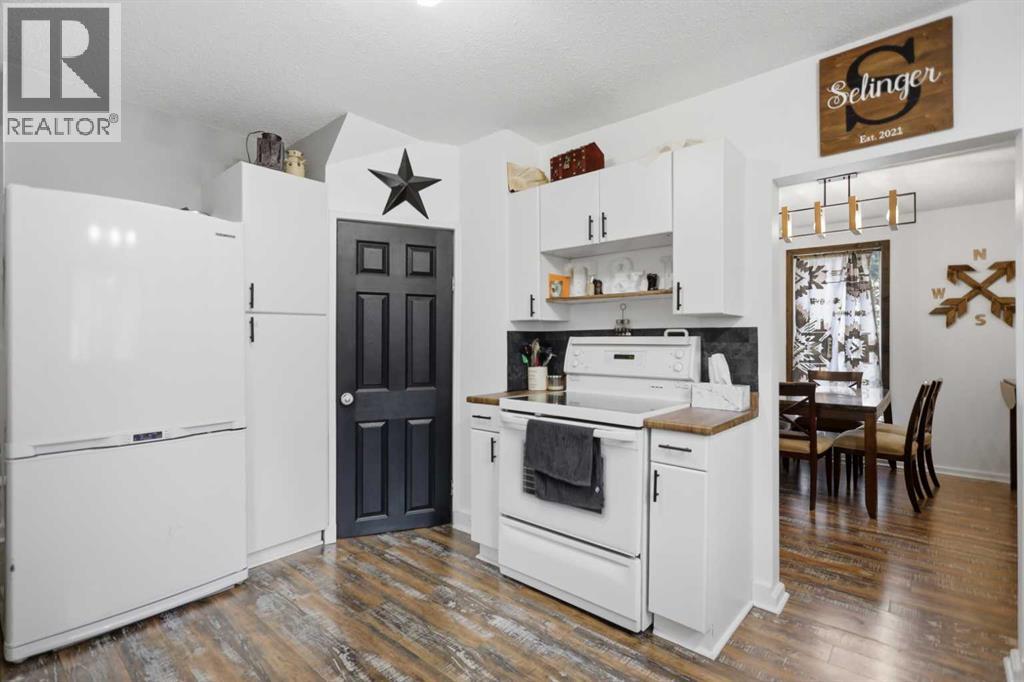 2525 Township Road 382 - 5
