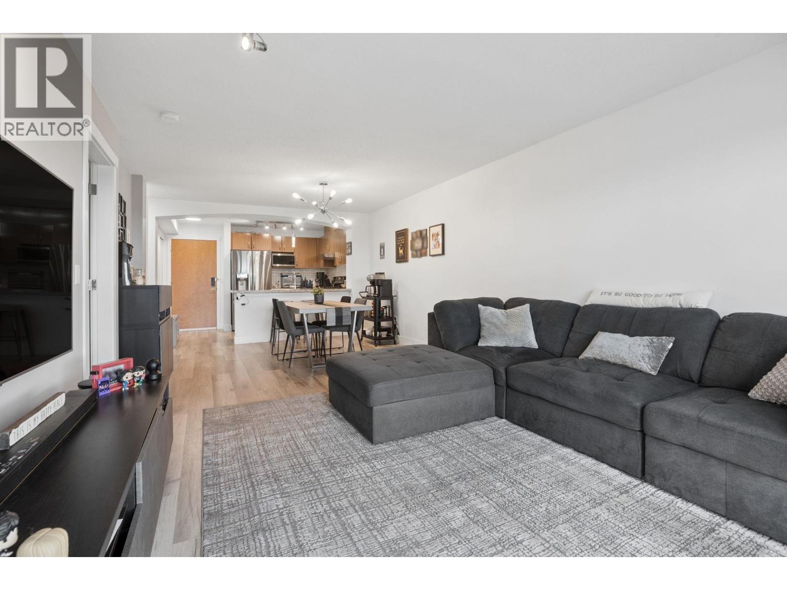 202 3082 DAYANEE SPRINGS BOULEVARD, Coquitlam