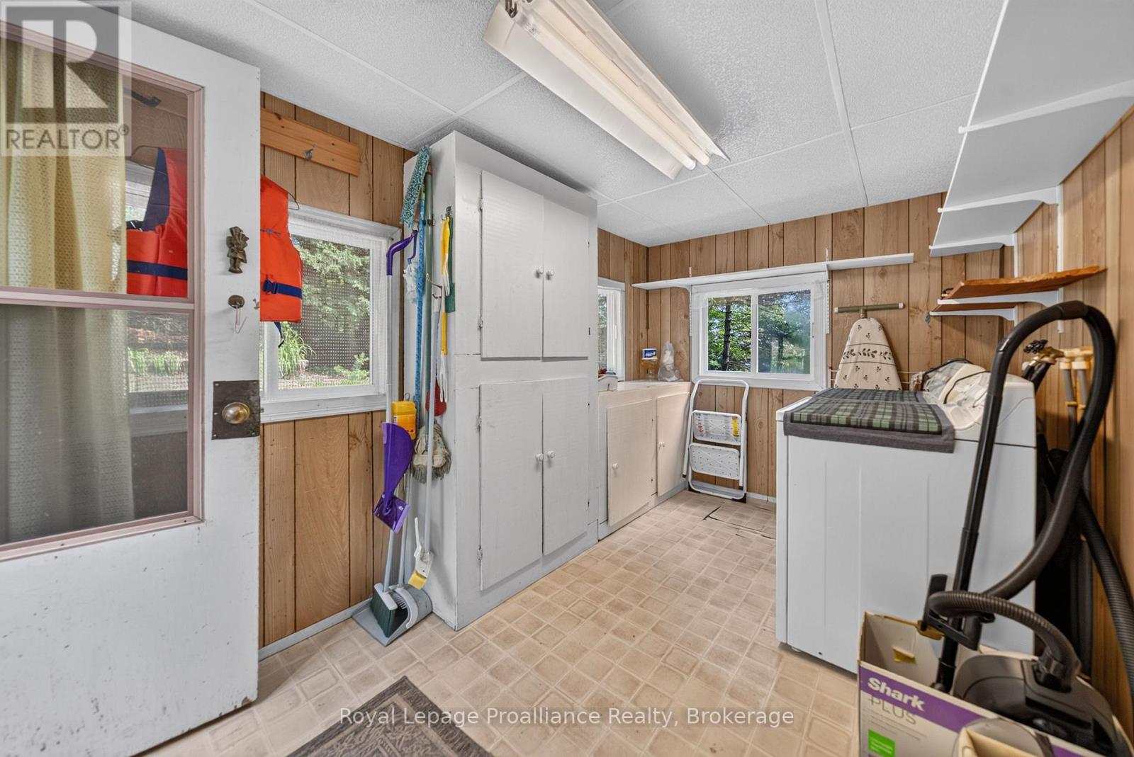 1166 ROCKY LANE - 24