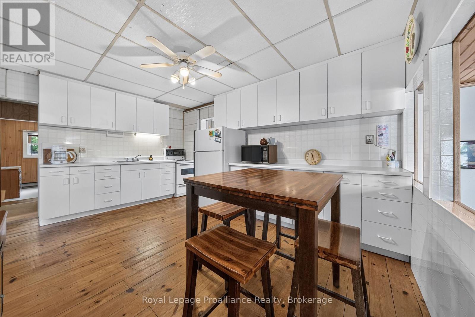 1166 ROCKY LANE - 8