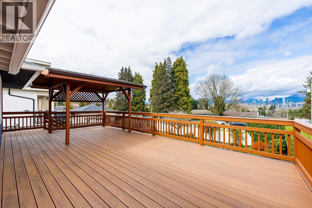 4457 BURKE STREET, Burnaby