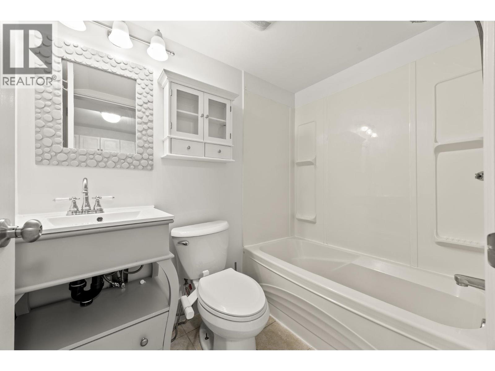 24222 103 AVENUE, Maple Ridge