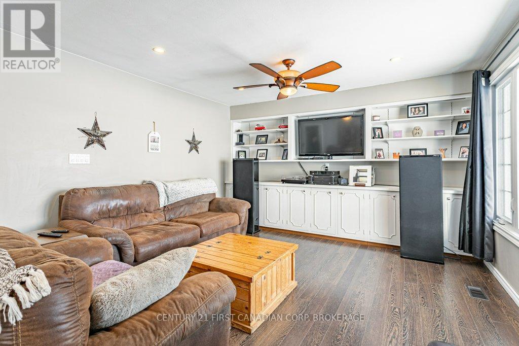 195989 19TH LINE Property Photo