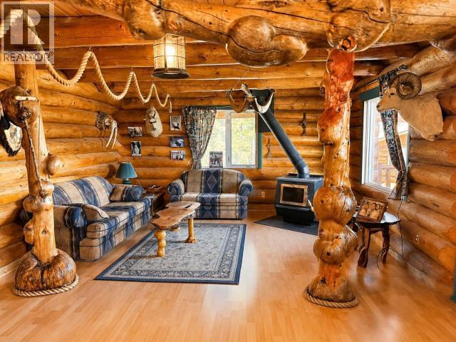 109457 ALASKA HIGHWAY - 3