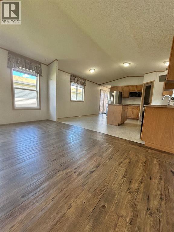 9014 89 Avenue — photo 11