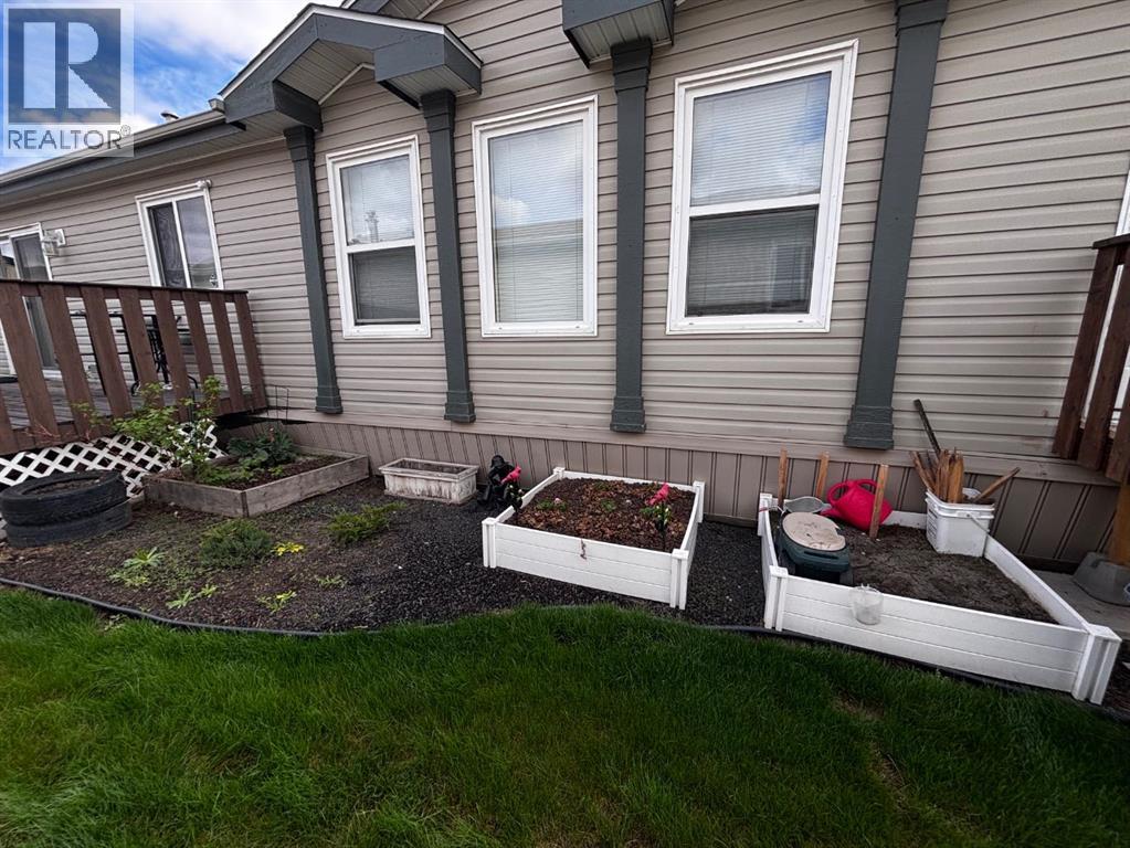 9014 89 Avenue - photo 2