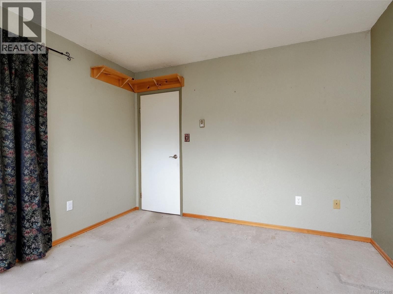 #13 2045 Gatewood Rd - 25