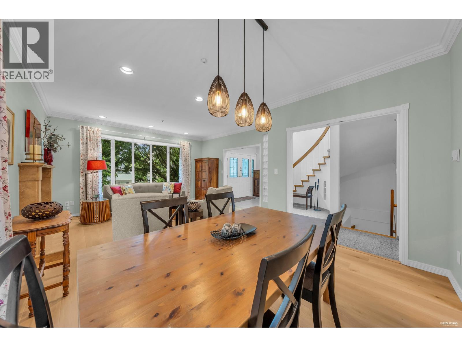 2030 E 2ND AVENUE, Vancouver
