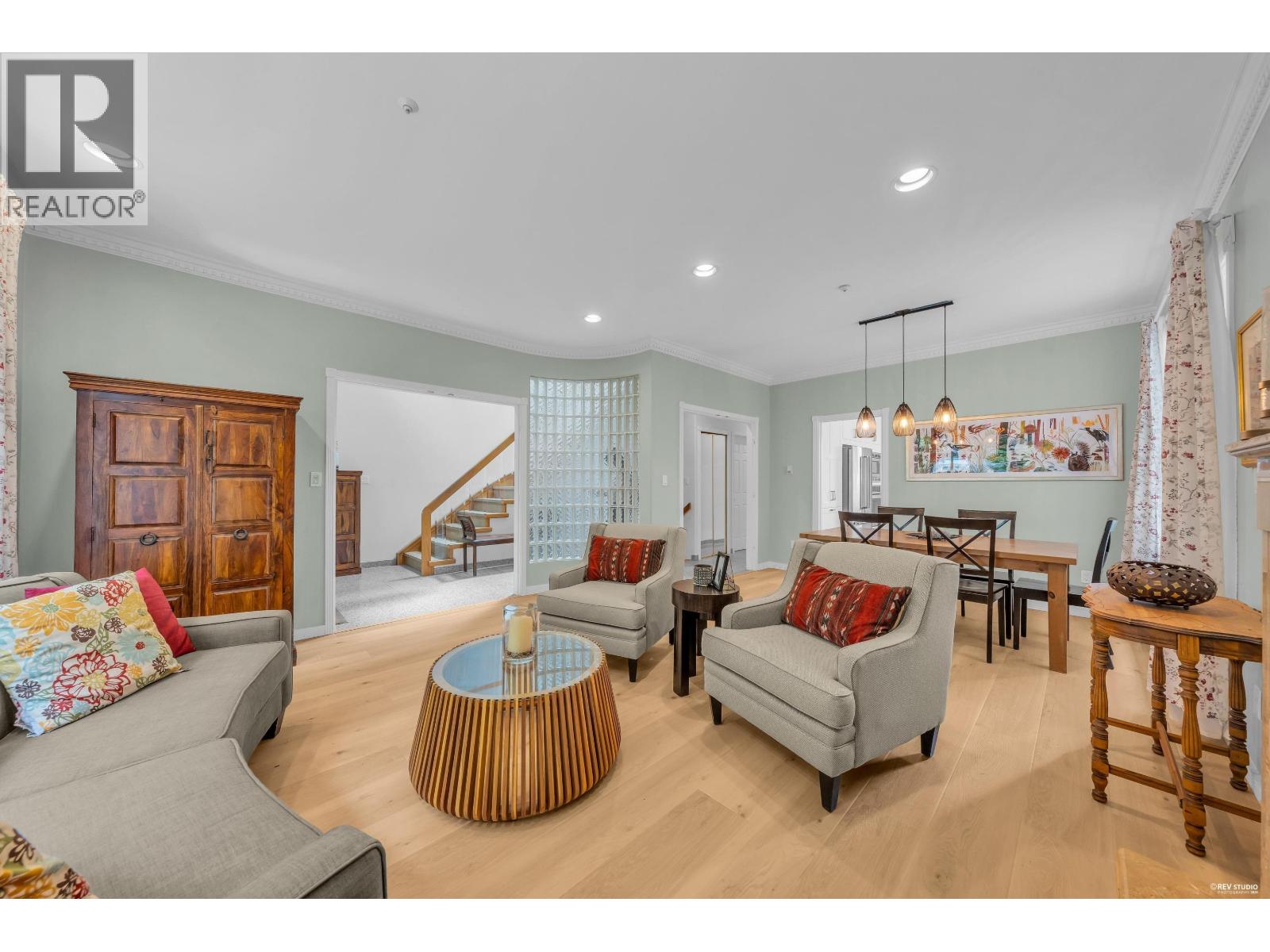 2030 E 2ND AVENUE, Vancouver